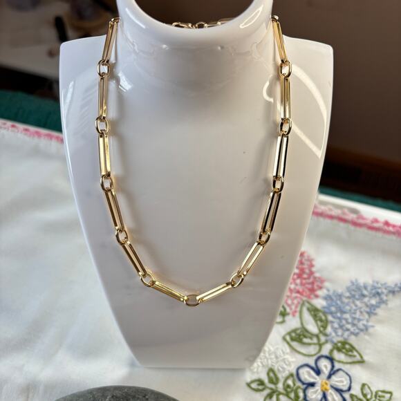 Ettika Paper Clip Style Chain Link Gold Necklace Choker NWT Trendy MOD Modern - Picture 2 of 5